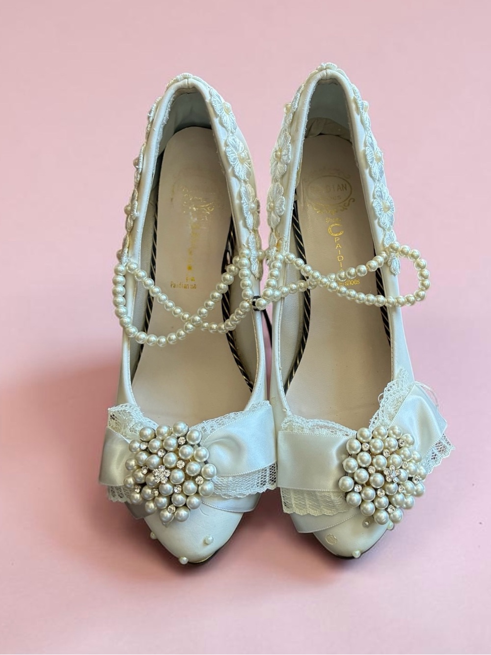 Women's Pearl-Embellished Satin Pumps - White